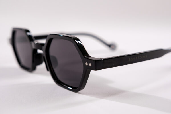 Slim Black - Image 3