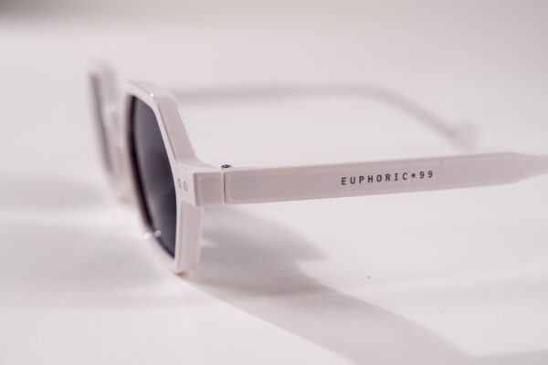 Slim White - Image 2