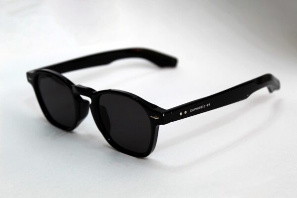 Classic Black